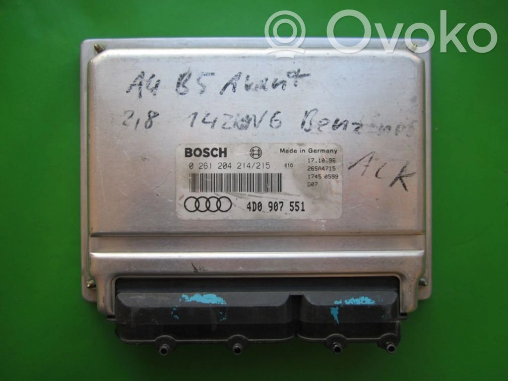 Unidad de control/módulo ECU del motor   4D0907551,0261204214