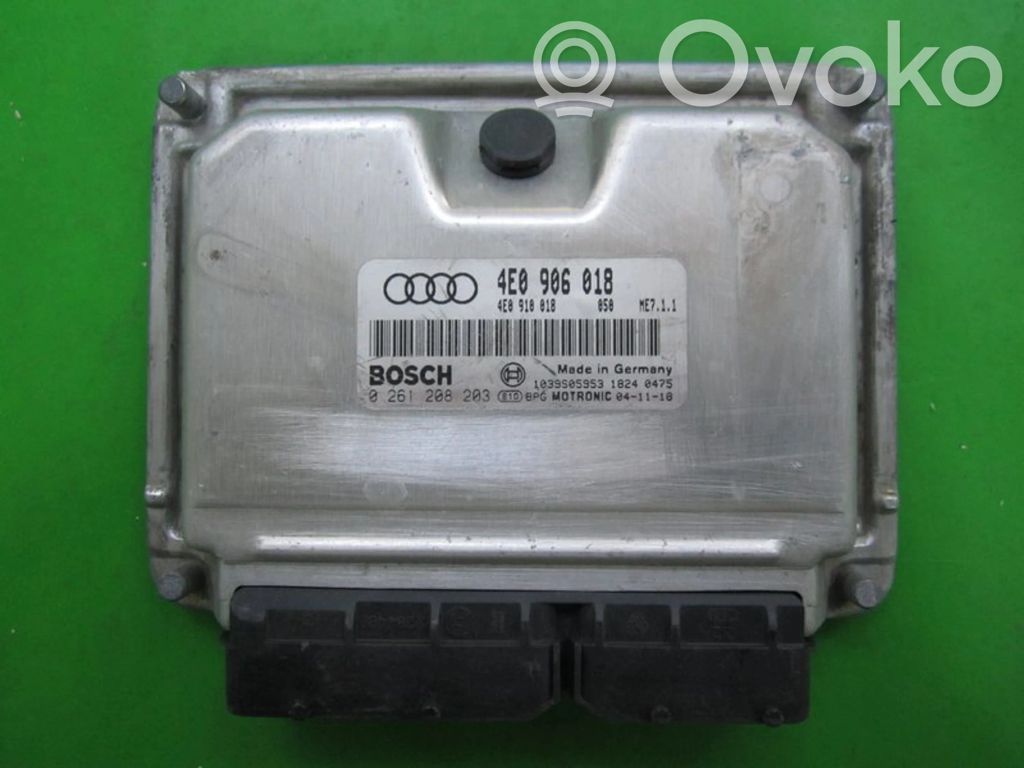 Unidad de control/módulo ECU del motor   4E0906018,0261208203