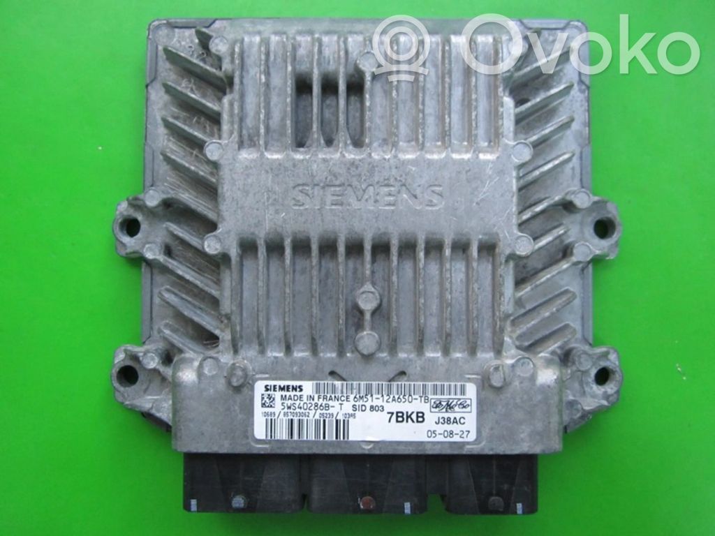 Ford Focus C-MAX Engine control unit/module ECU 