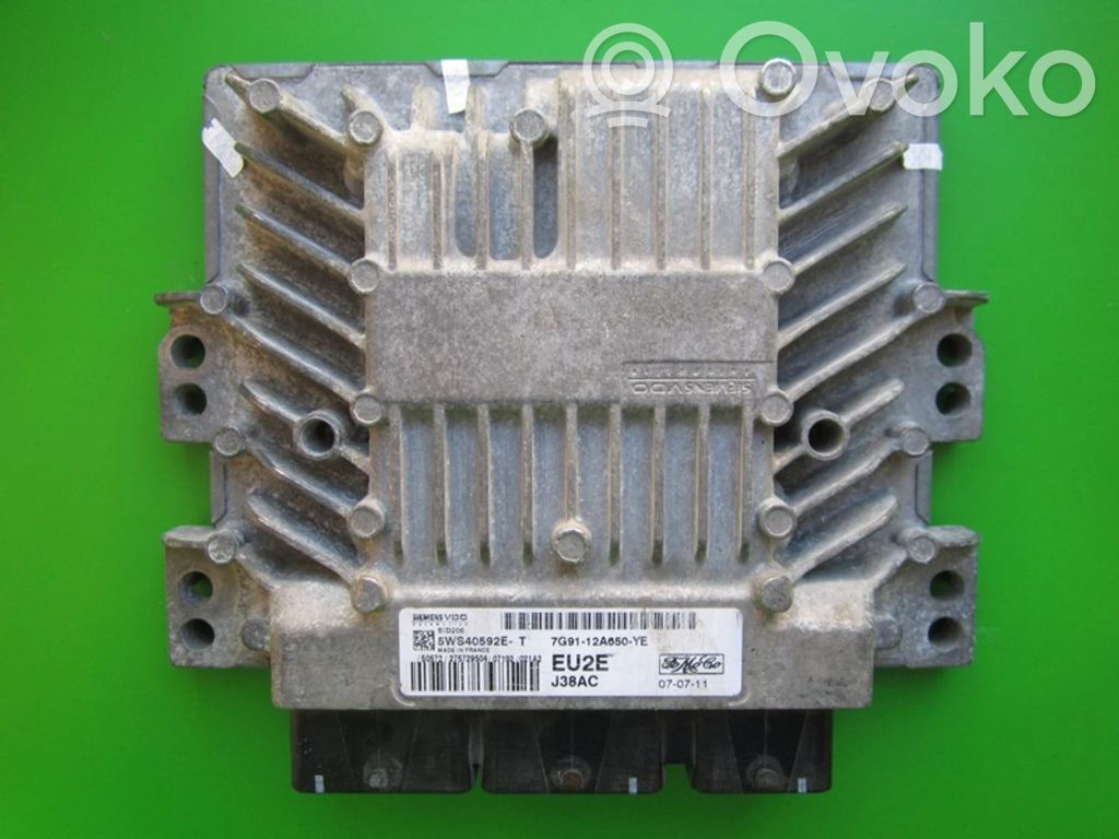 Engine control unit/module ECU   7G9112A650YE,5WS40592ET