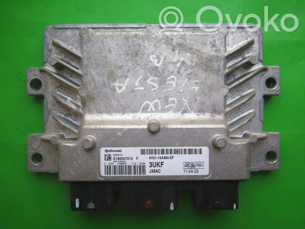 Unité de commande, module ECU de moteur   AV2112A650EF,S180047013F