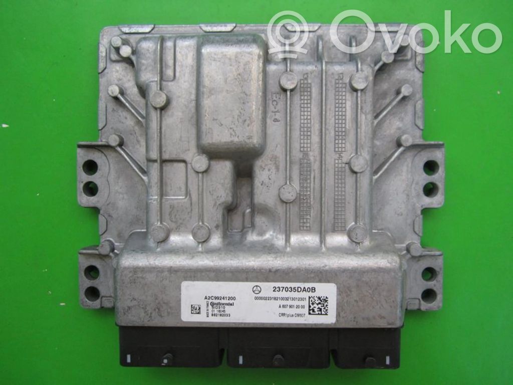 Infiniti Q30 Unitate control motor/modul ECU 