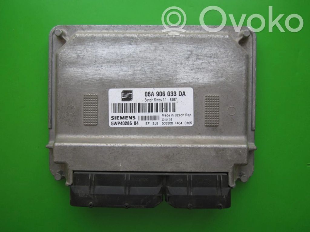 Engine control unit/module ECU   06A906033DA,5WP40286