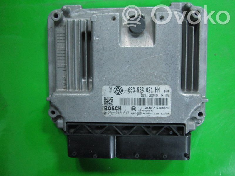 Volkswagen Touran I Unitate control motor/modul ECU 