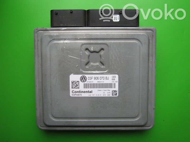 Volkswagen Transporter - Caravelle T5 Komputer / Sterownik ECU silnika 