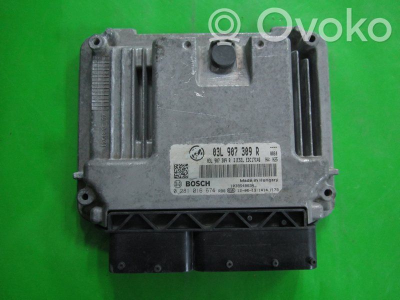 Volkswagen Touran II Unitate control motor/modul ECU 