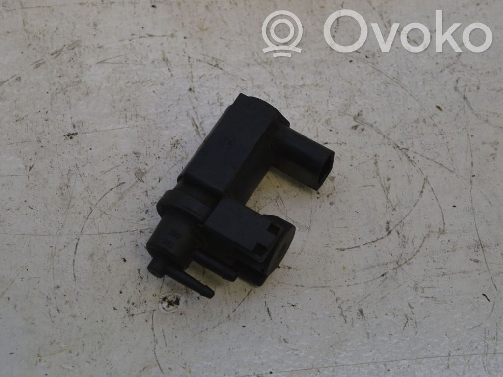 Audi A6 S6 C6 4F Electroválvula del turbo 