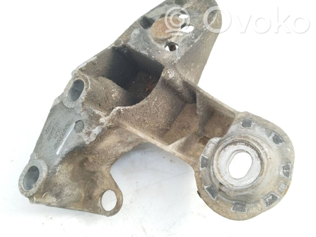 Audi A6 S6 C5 4B Engine mounting bracket 