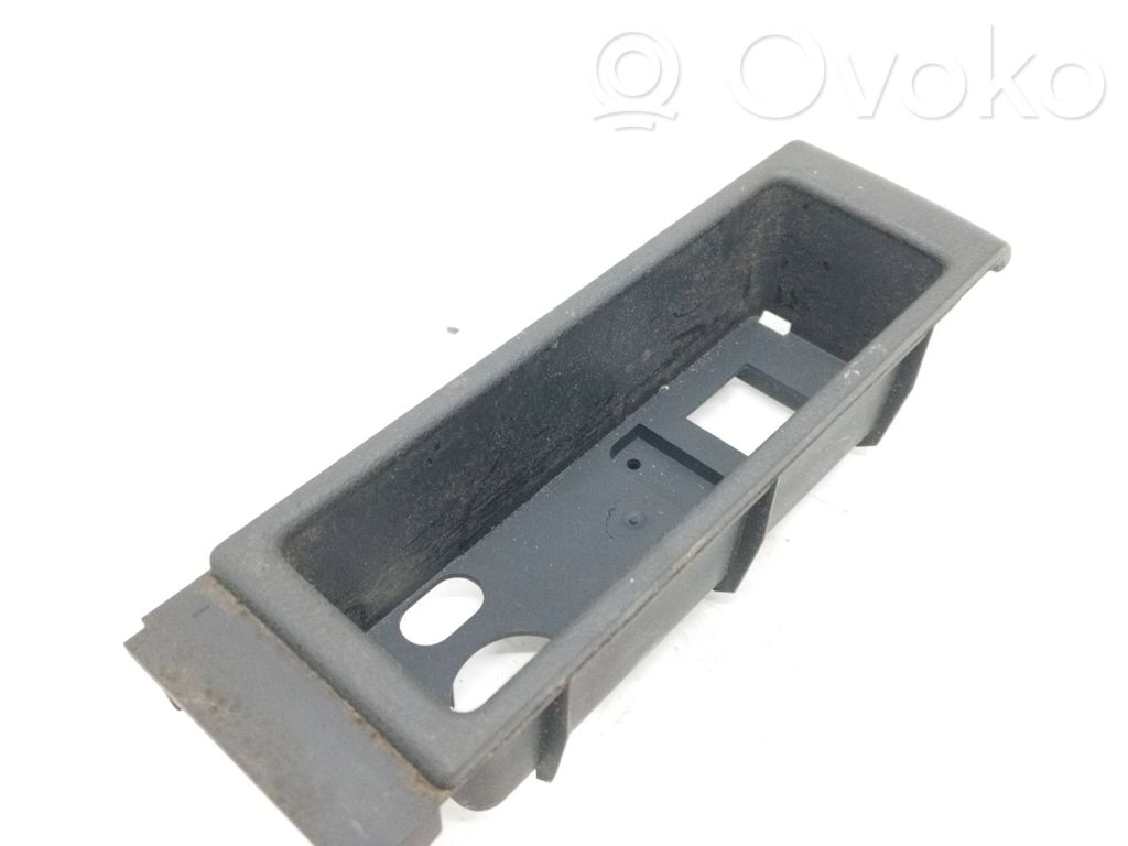 Schowek deski rozdzielczej   4B0863300B