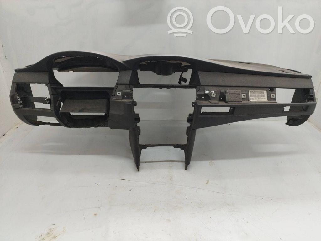 BMW 5 E60 E61 Panelė 