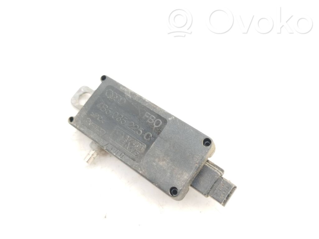Audi A6 S6 C5 4B Antenos valdymo blokas 