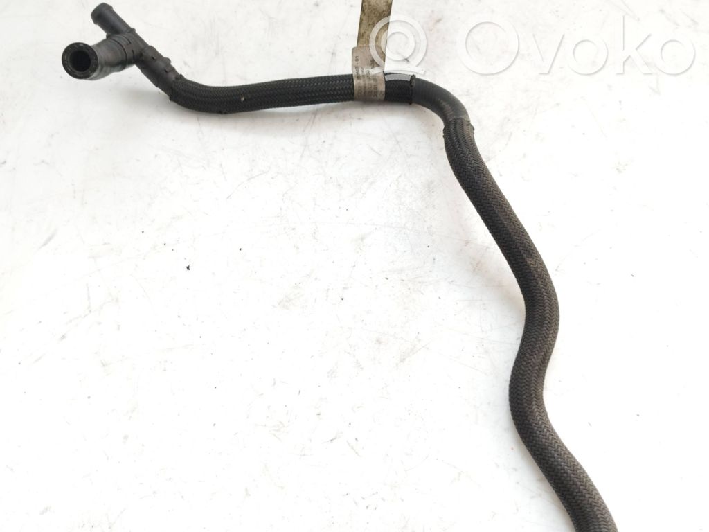 BMW 3 E92 E93 Fuel line pipe 