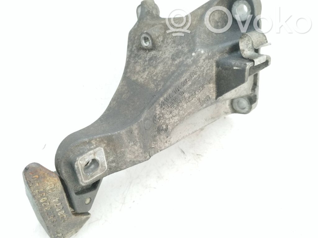 BMW 3 E92 E93 Engine mounting bracket 