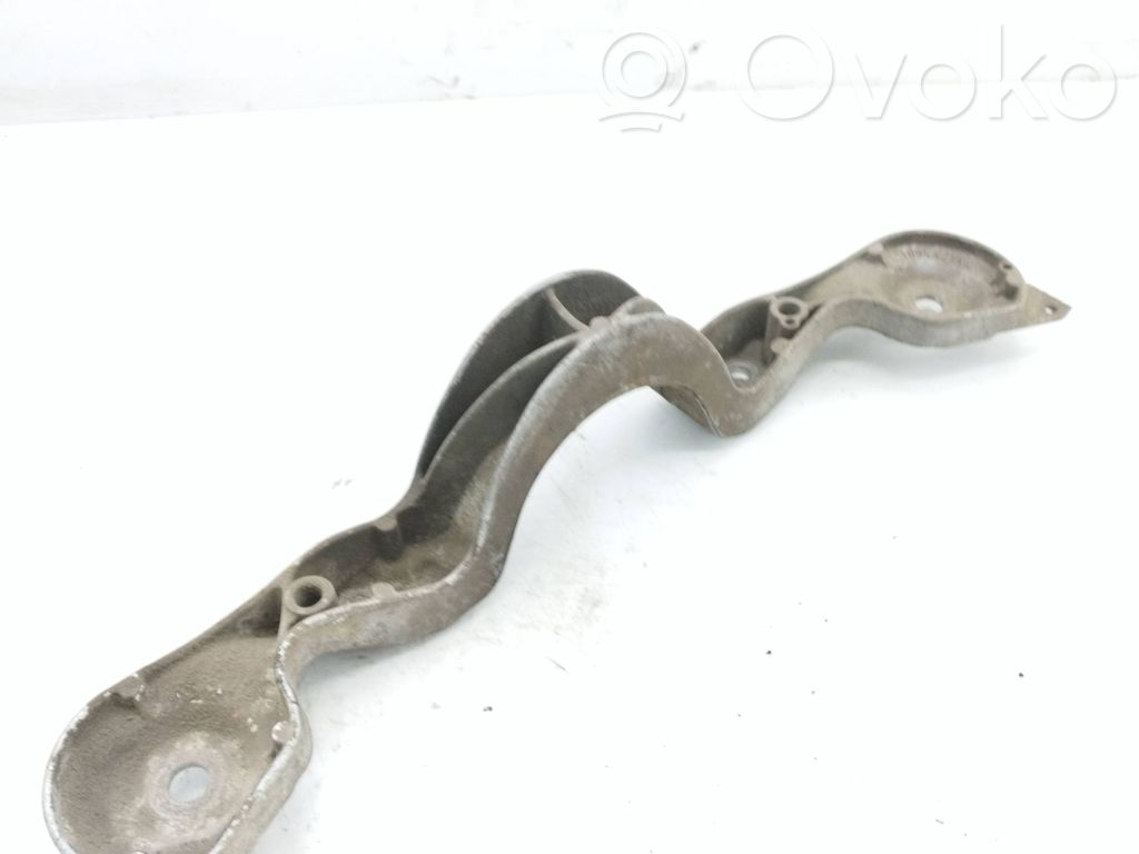 BMW 3 E36 Engine mounting bracket 