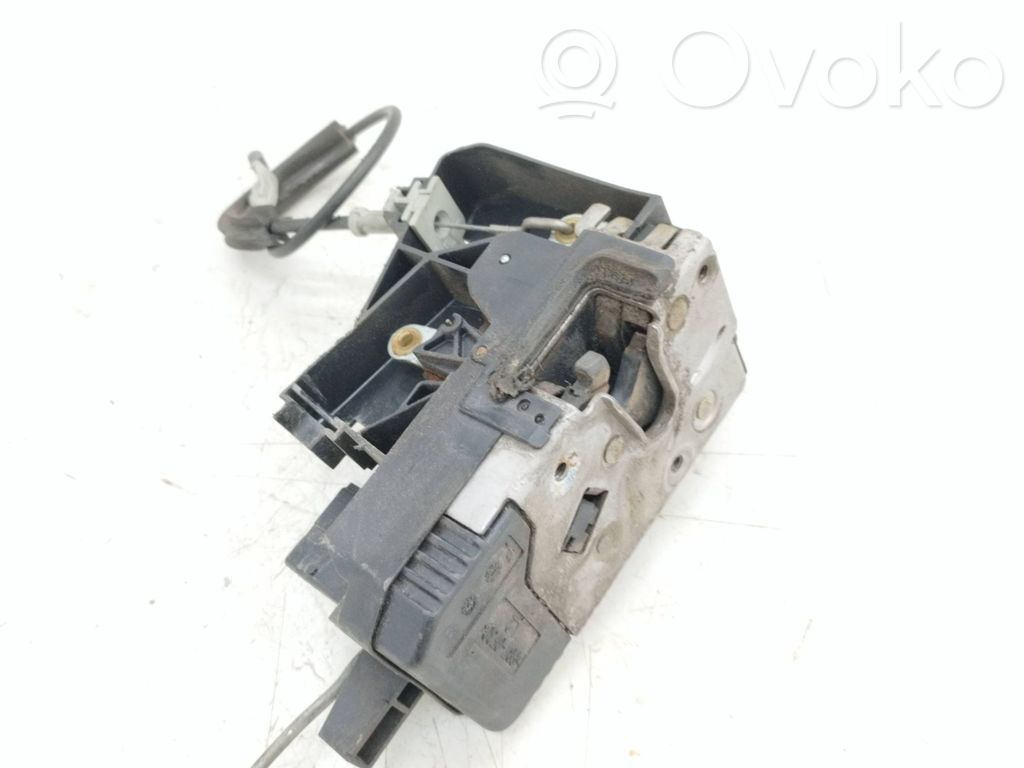 Opel Vectra C Front door lock 