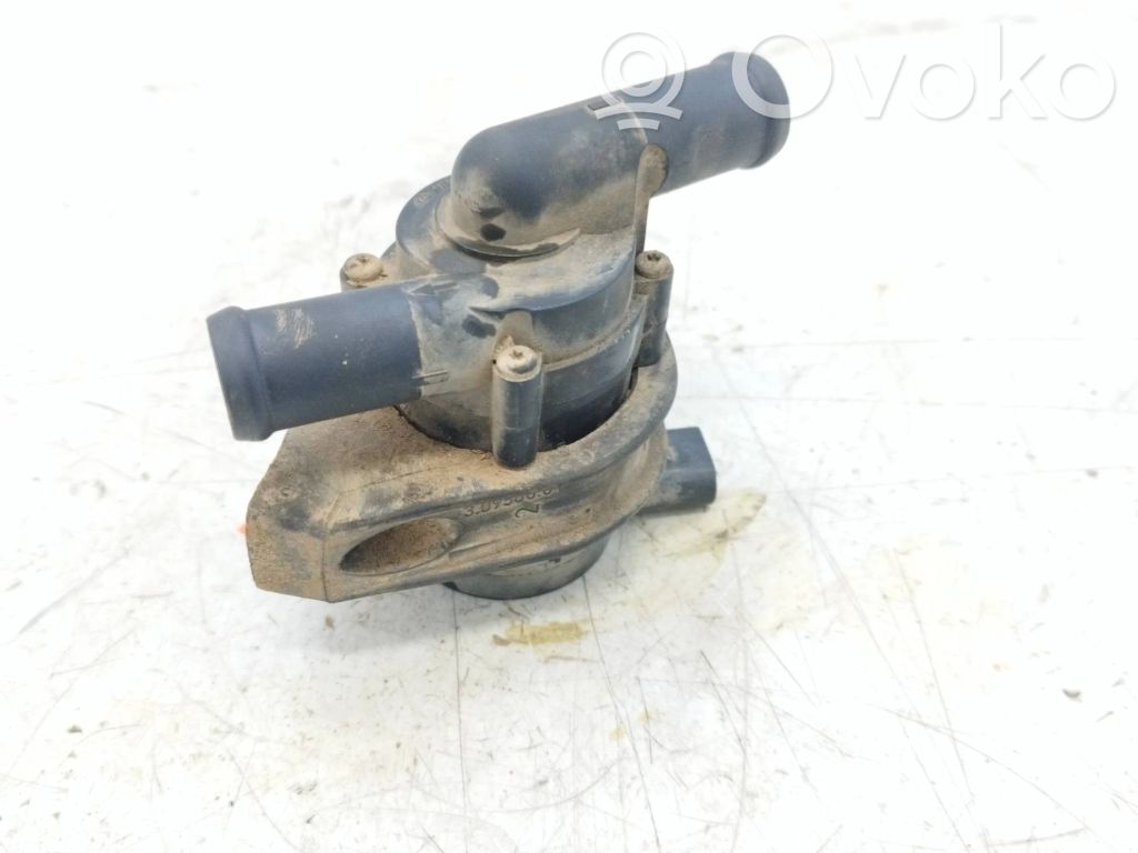 Audi A4 S4 B5 8D Kita variklio detalė 