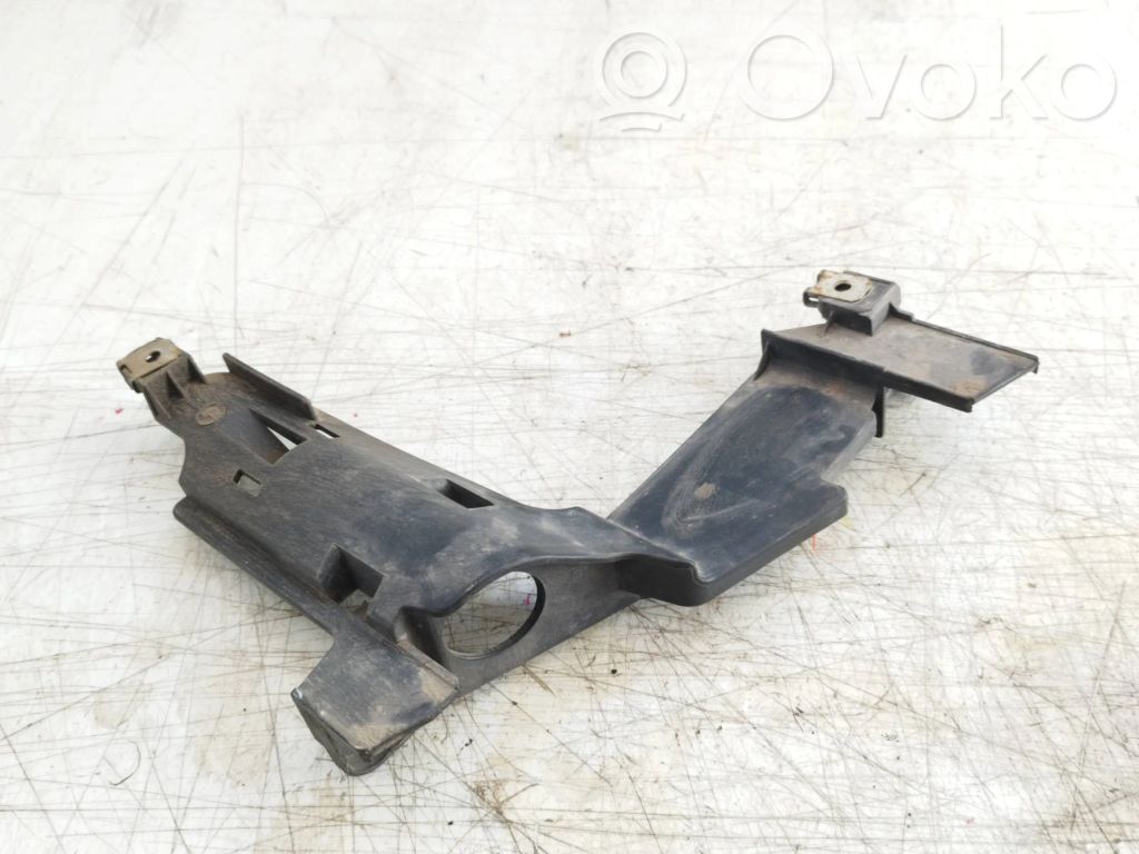 BMW 3 E46 Headlight/headlamp mounting bracket 