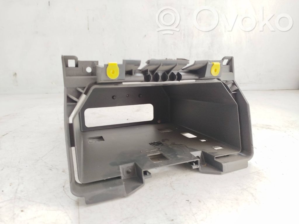 Volvo V50 Daiktadėžė 