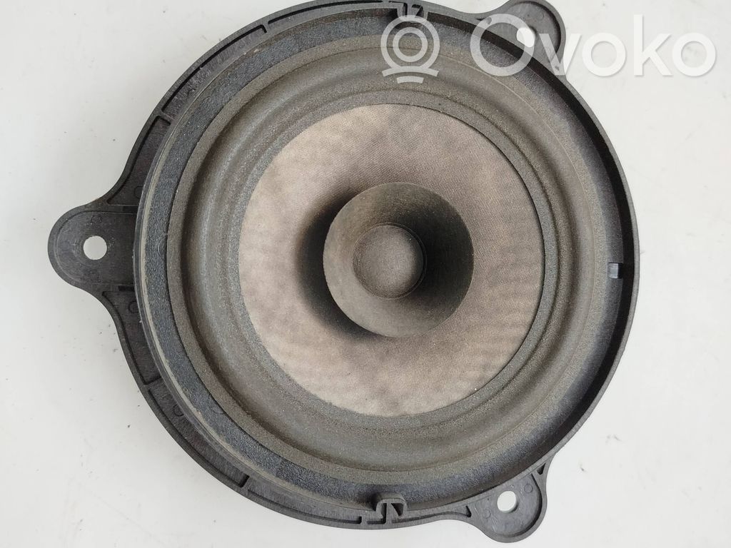 Nissan Micra Altavoz de la puerta delantera 