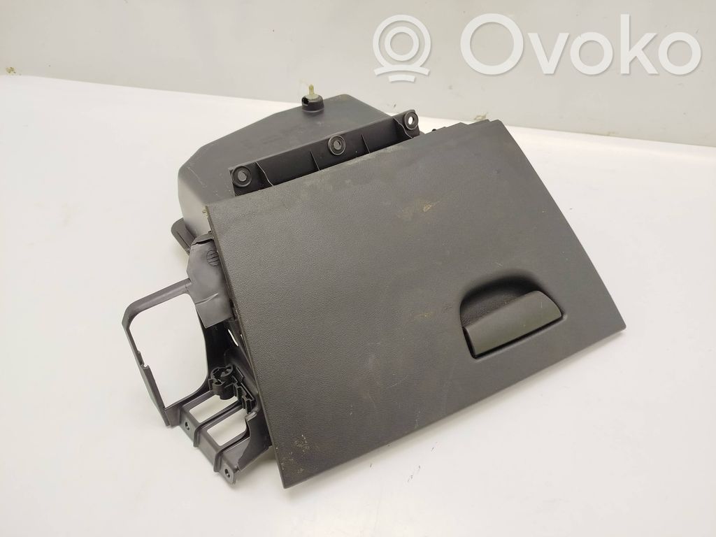 Fiat Stilo Glove box 