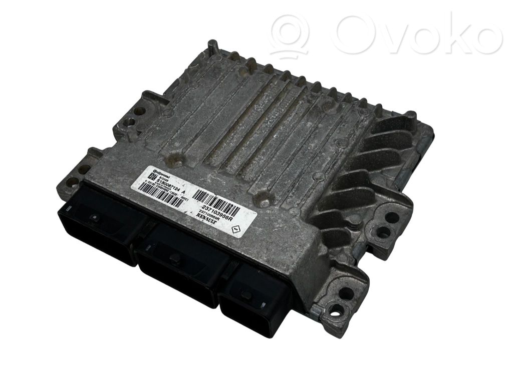 Renault Megane III Engine control unit/module 