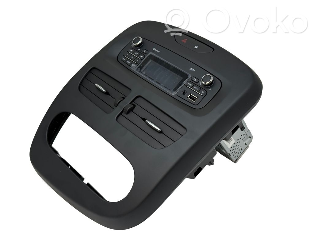 Renault Clio IV Panel / Radioodtwarzacz CD/DVD/GPS 