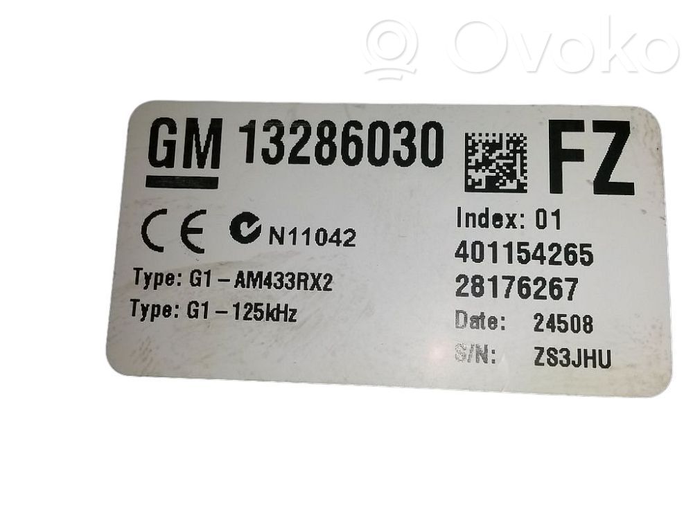 Opel Corsa D Módulo de fusible 