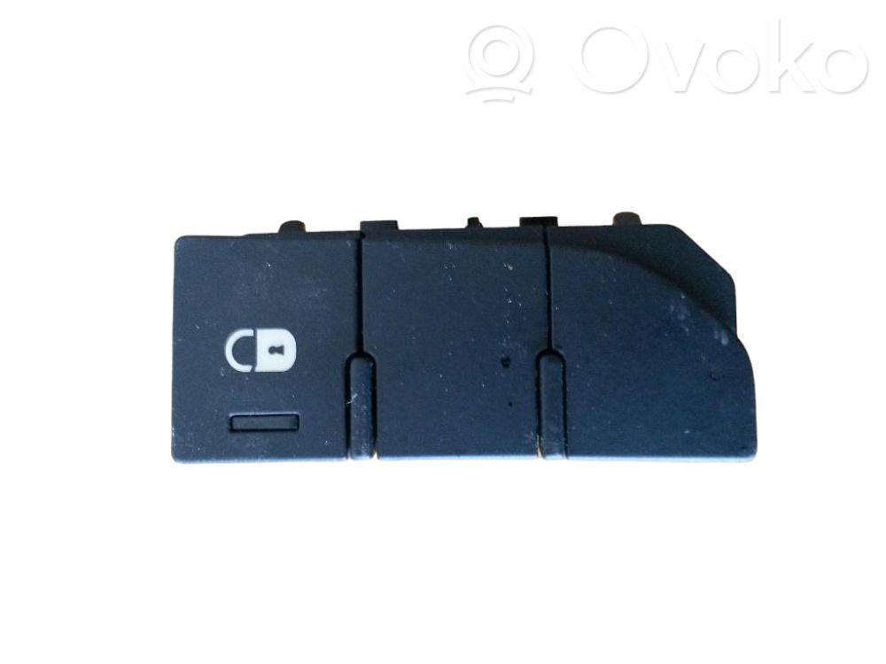 Central locking switch button   9663775720