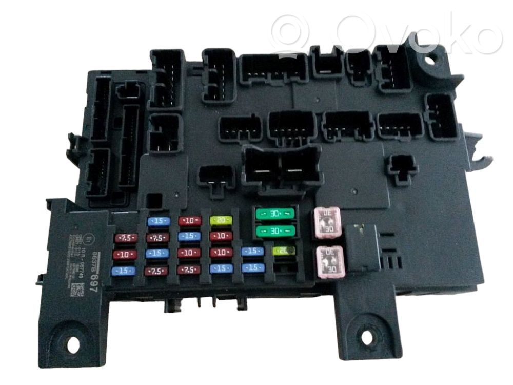Mitsubishi Outlander Módulo de fusible 