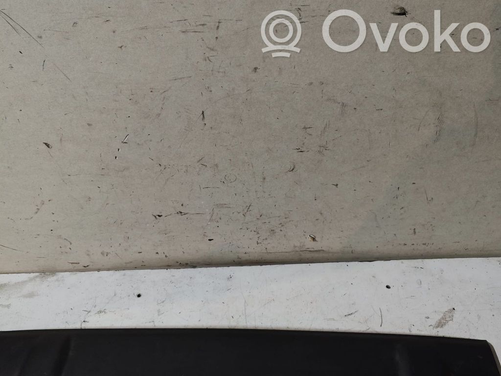 Tailgate/trunk upper cover trim   7061400