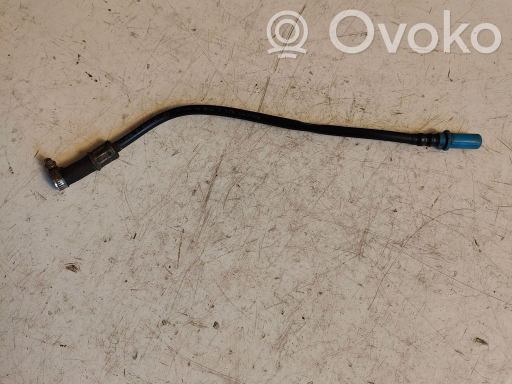 Audi A4 S4 B8 8K Fuel line/pipe/hose 