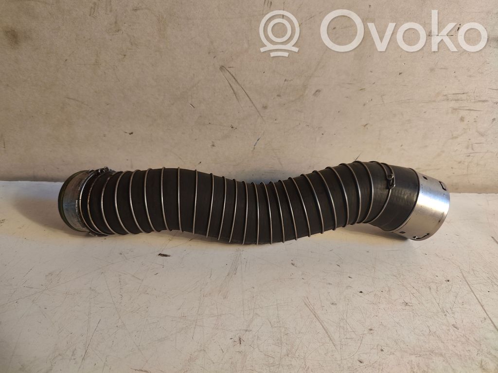 Intercooler hose/pipe