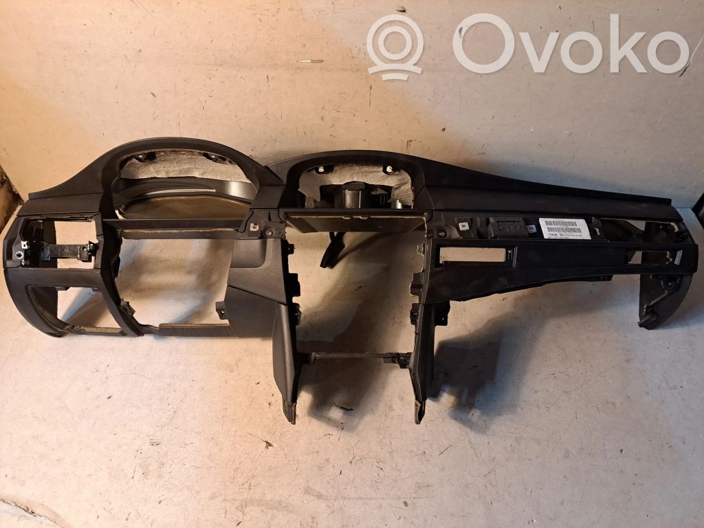 BMW 5 E60 E61 Panelė 