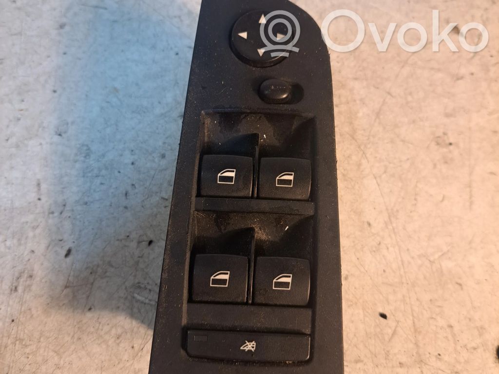 Electric window control switch   9155501