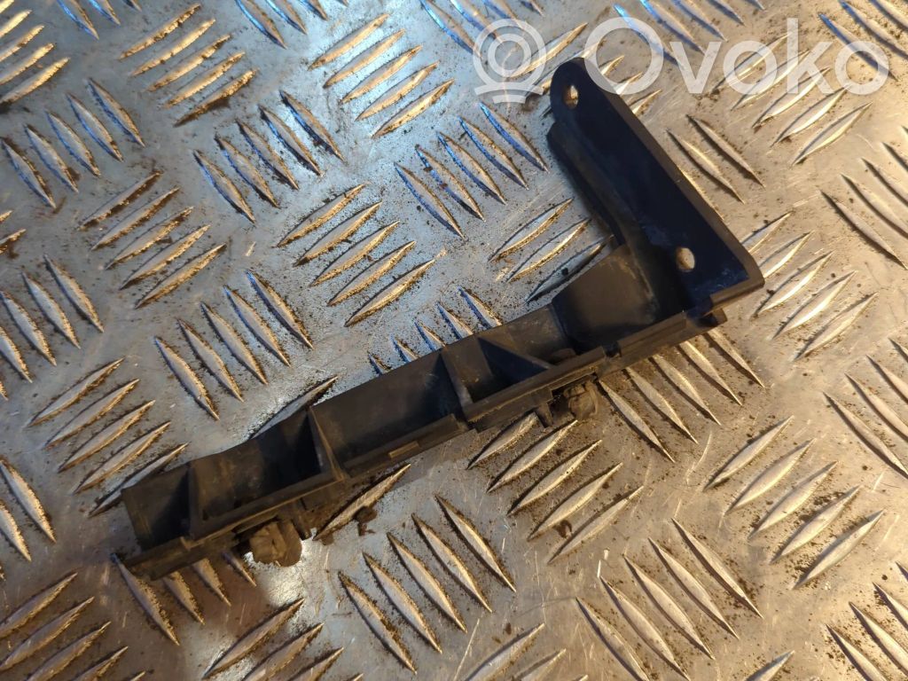 Audi A8 S8 D3 4E Rear bumper mounting bracket 