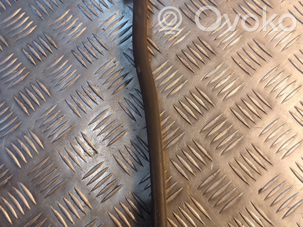 BMW 3 E90 E91 Engine compartment rubber 