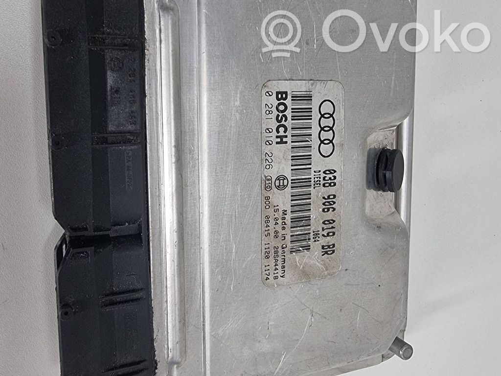 Audi A4 S4 B5 8D Engine control unit/module 