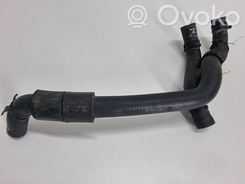 Audi A4 S4 B7 8E 8H Tuyau de liquide de refroidissement moteur 