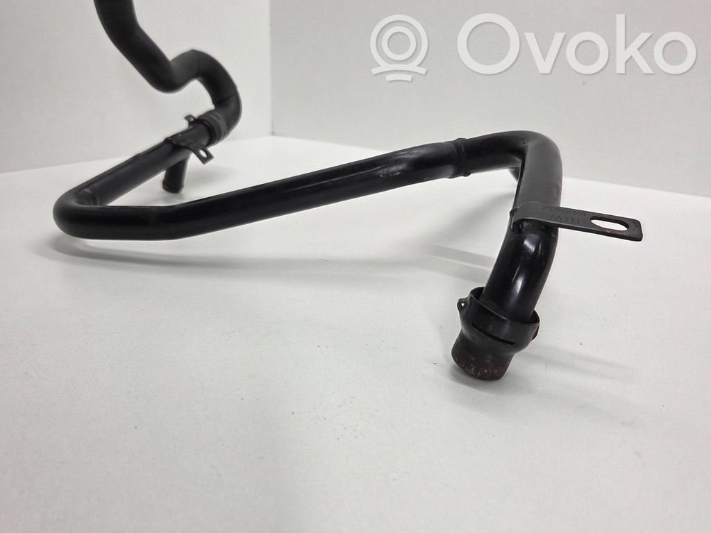 Audi A4 S4 B5 8D Engine coolant pipe/hose 