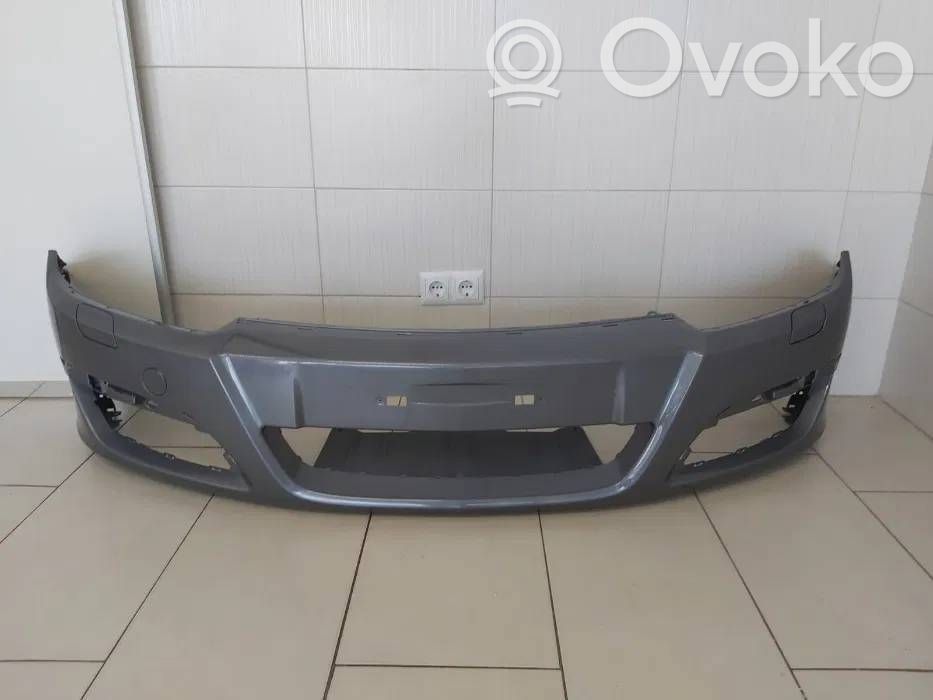 Opel Astra H Parachoques delantero 