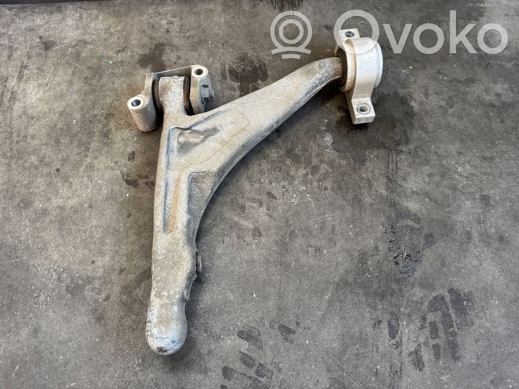 Volvo XC90 Front lower control arm/wishbone 
