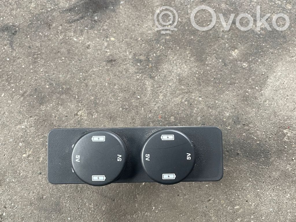 Enchufe conector USB   FK7219010AB,19010