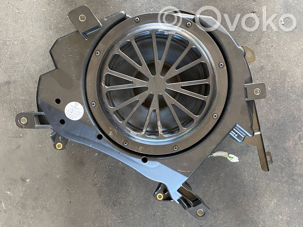 Porsche Cayenne (92A) Subwoofer speaker 