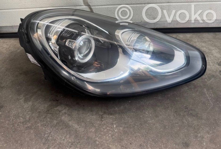 Porsche Cayenne (92A) Scheinwerfer 