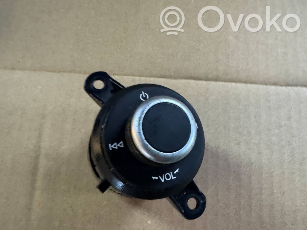 Alfa Romeo Stelvio Head unit multimedia control 