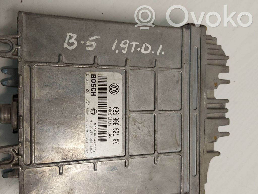 Engine control unit/module   028906021GK,28SA3360,0281001654