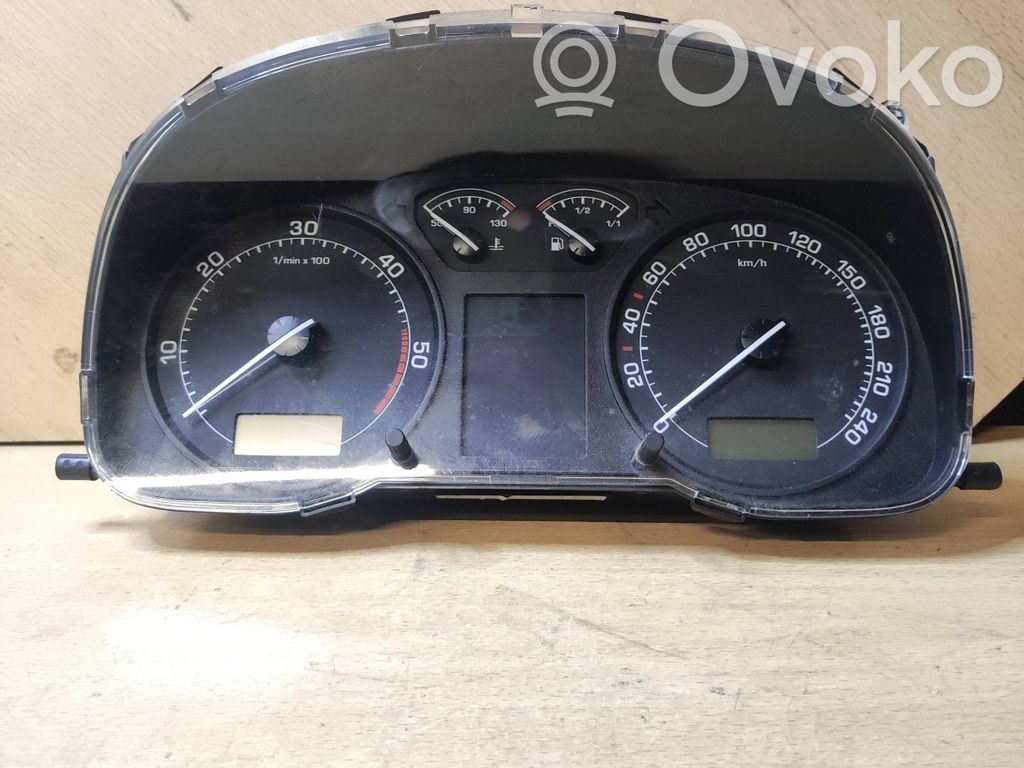 Skoda Octavia Mk1 (1U) Velocímetro (tablero de instrumentos) 