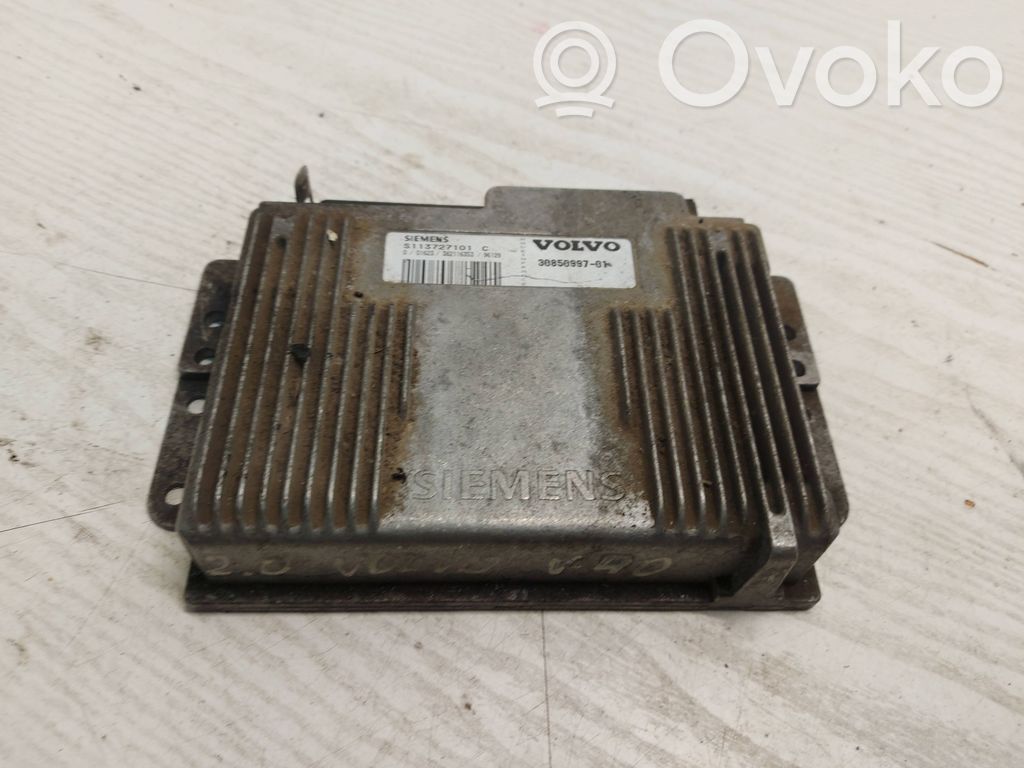 Volvo S40, V40 Engine control unit/module 