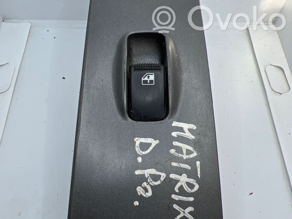 Electric window control switch   9358017000