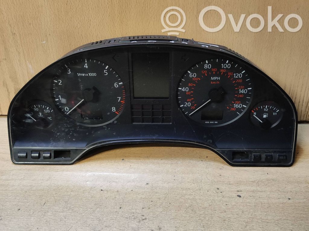 Audi A8 S8 D2 4D Nopeusmittari (mittaristo) 